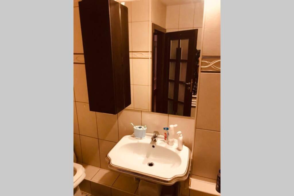 בוקרשט Cozy 2 Rooms Apartment Close To City Center מראה חיצוני תמונה